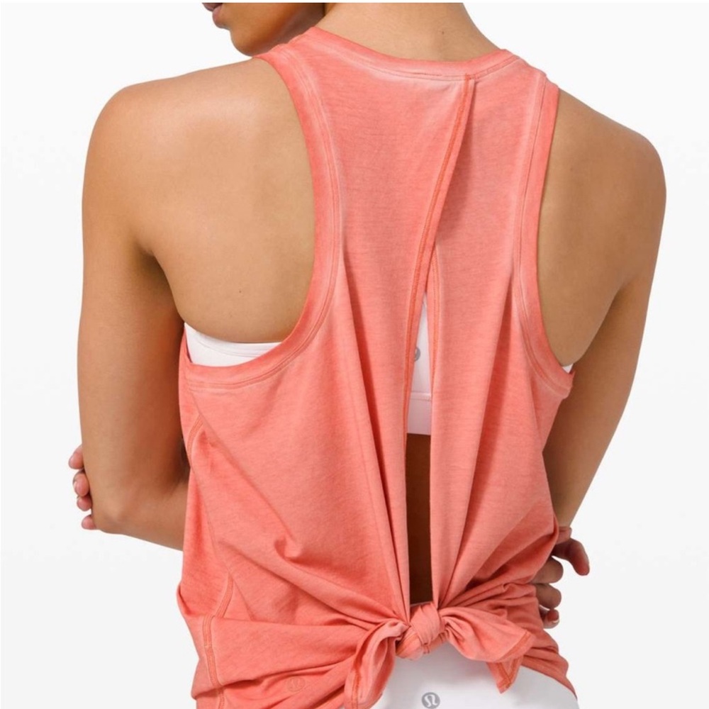 Lululemon All Tied Up tank rusty coral size 4/6